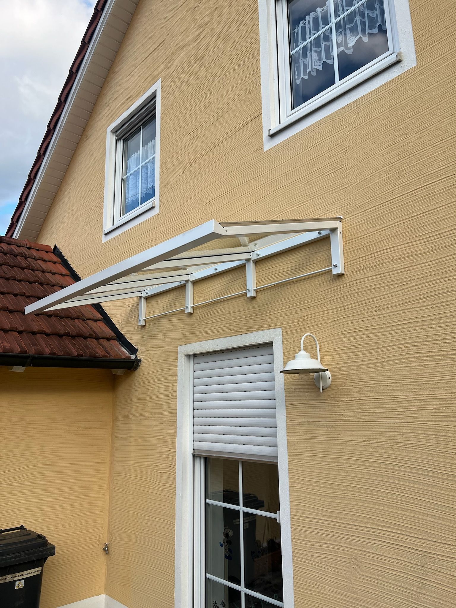 Beschichtete Überdachung