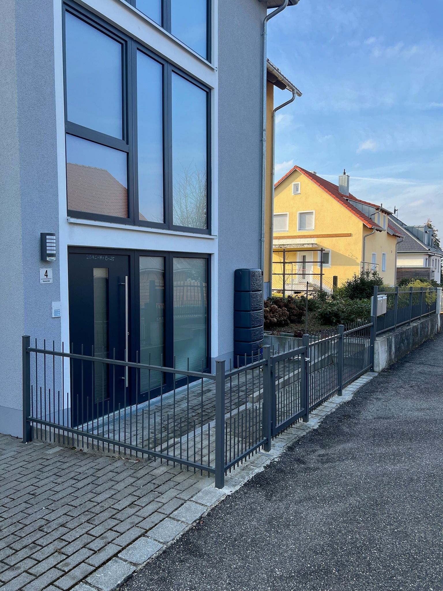 Beschichteter Zaun