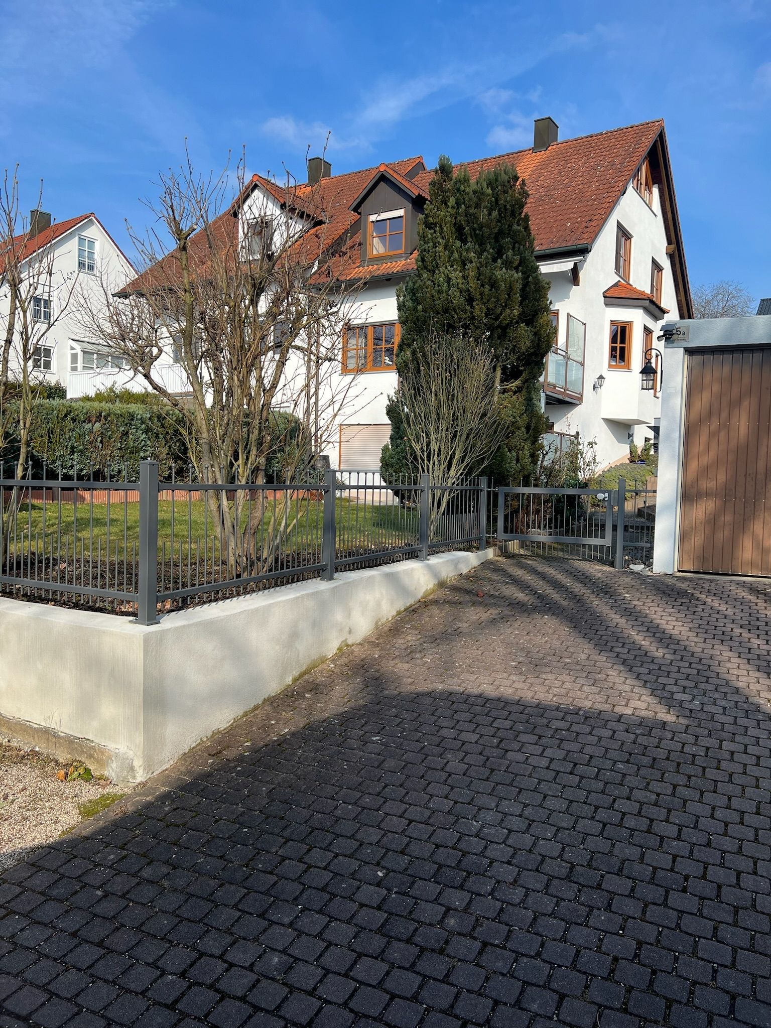 Beschichteter Zaun